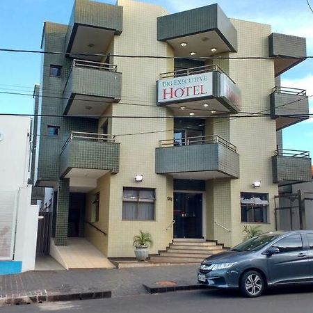 Big Executive Hotel Araguari Exteriér fotografie