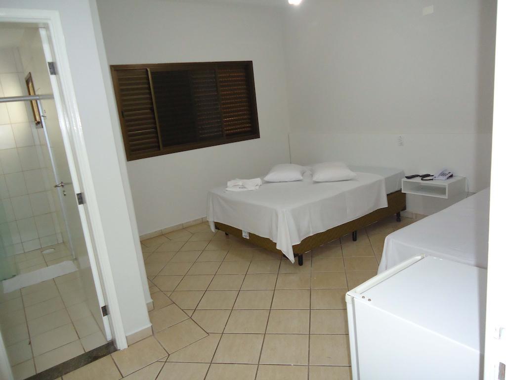 Big Executive Hotel Araguari Pokoj fotografie